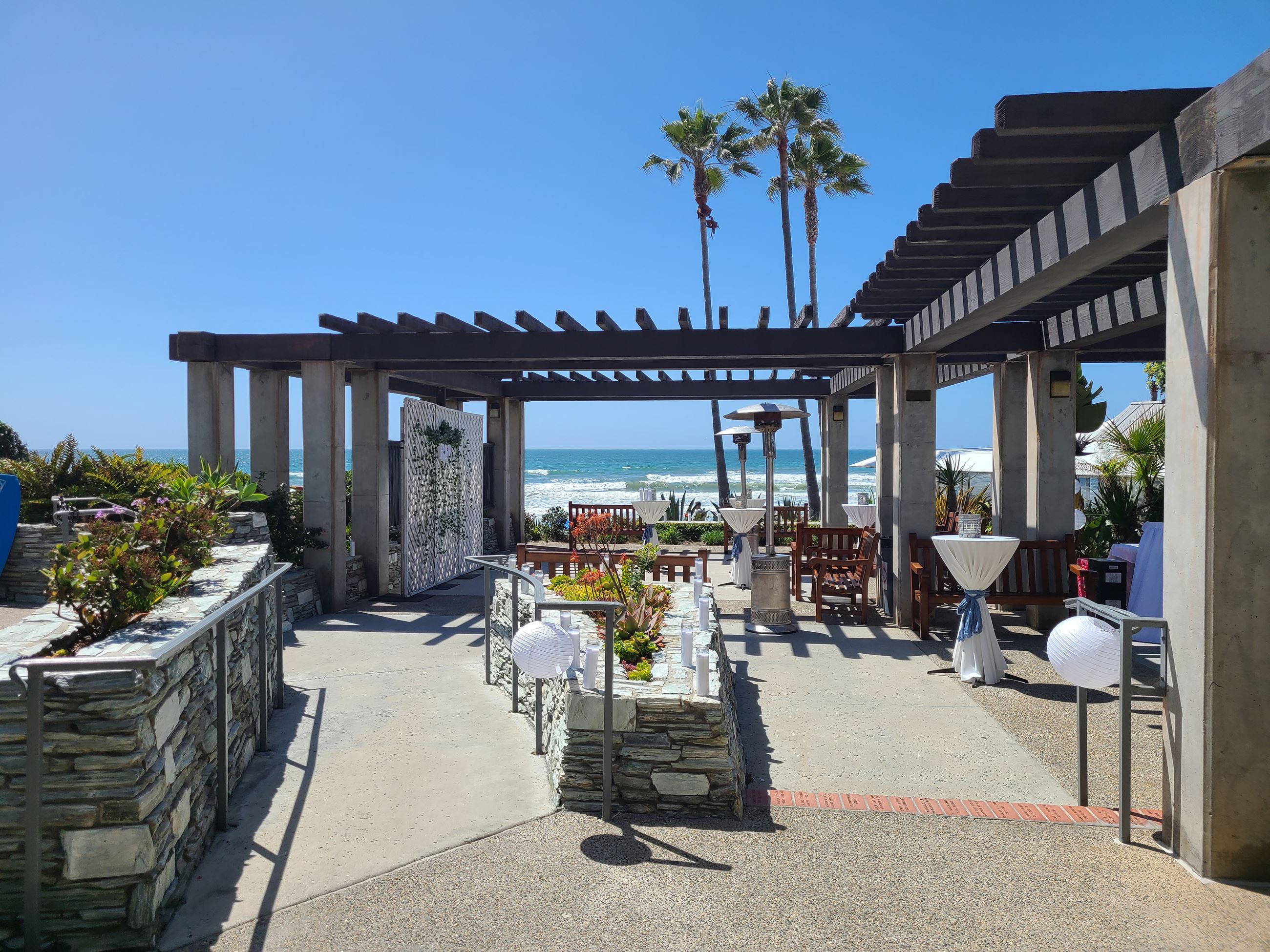 Cocktail Tables Outside